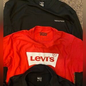 Men’s shirts size medium